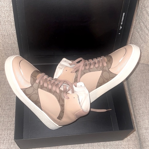 Coach High Top Platforms - Picture 4 of 10
